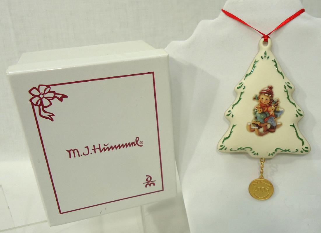 Hummel Figurine (1 of 3)