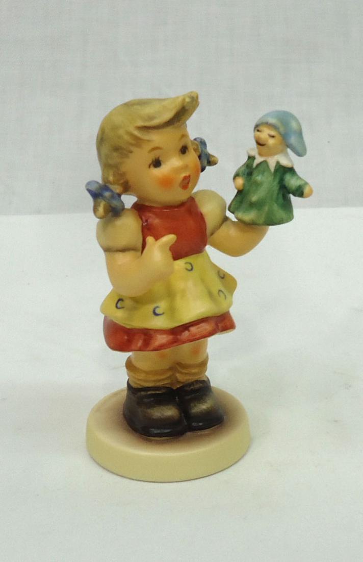Hummel "Puppet Love": 3 1/4"T x 1 1/2"W