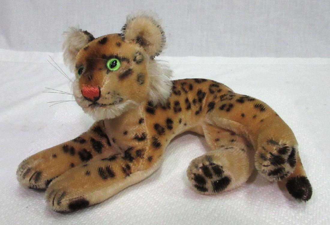 Steiff Leopard: 6"T x 10"