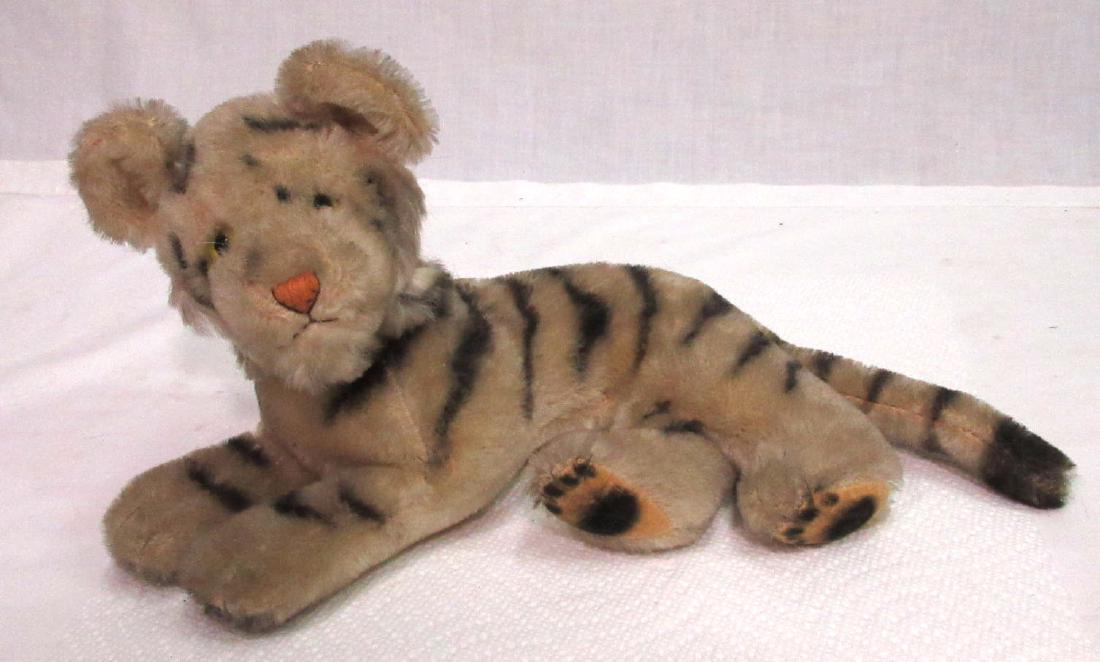 Steiff Tiger: 5 1/2"T x 11"L