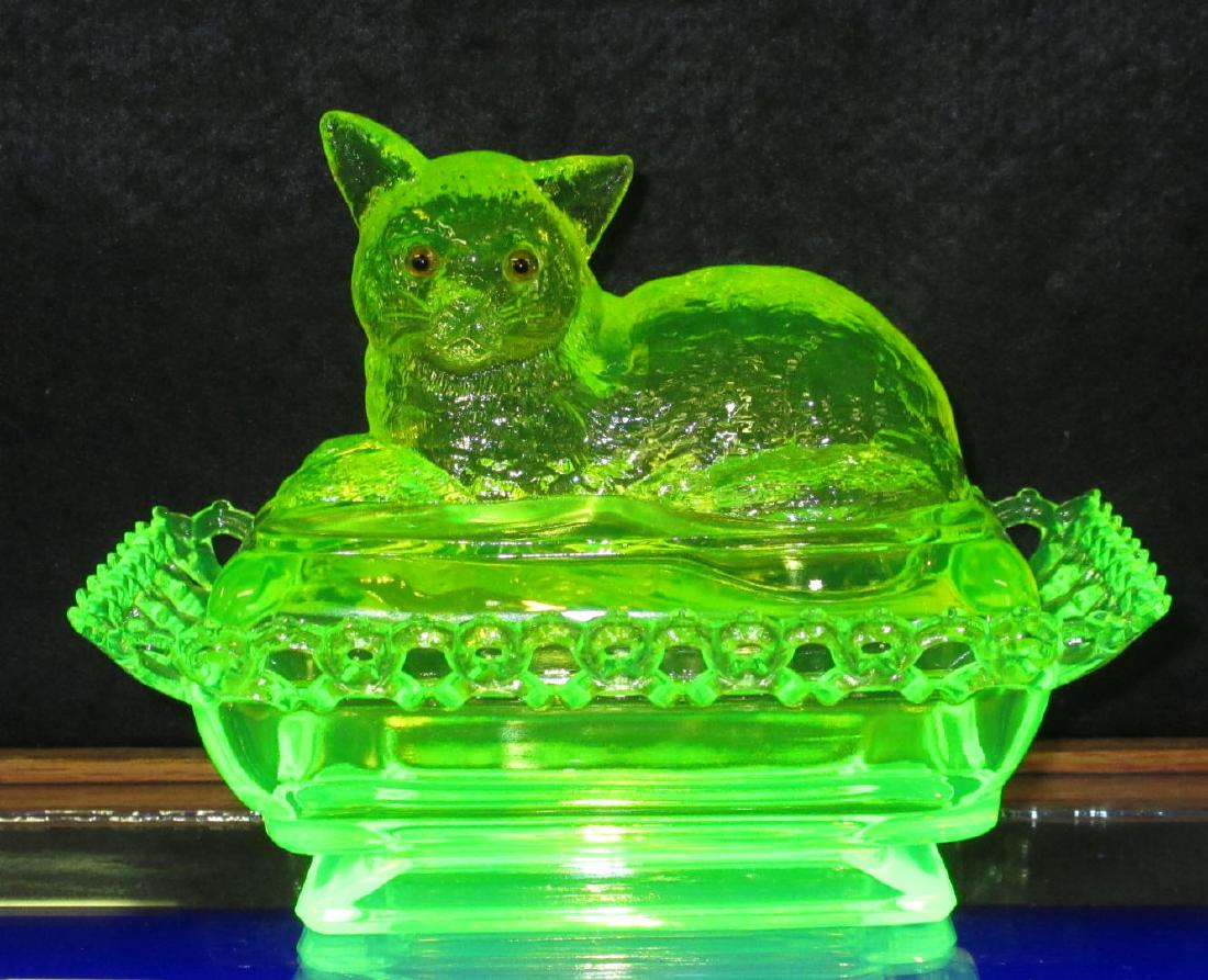 Vaseline Glass Cat on Nest