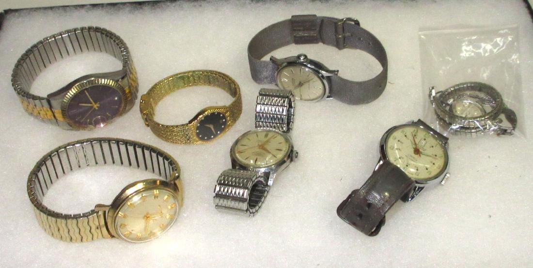 Lot Wristwatches Inc. Accutron & Pierre Cardin: Lot