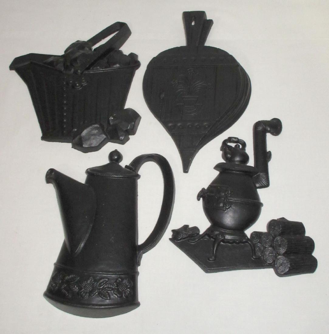 4 Metal Wall Hangers: 7" - 9"