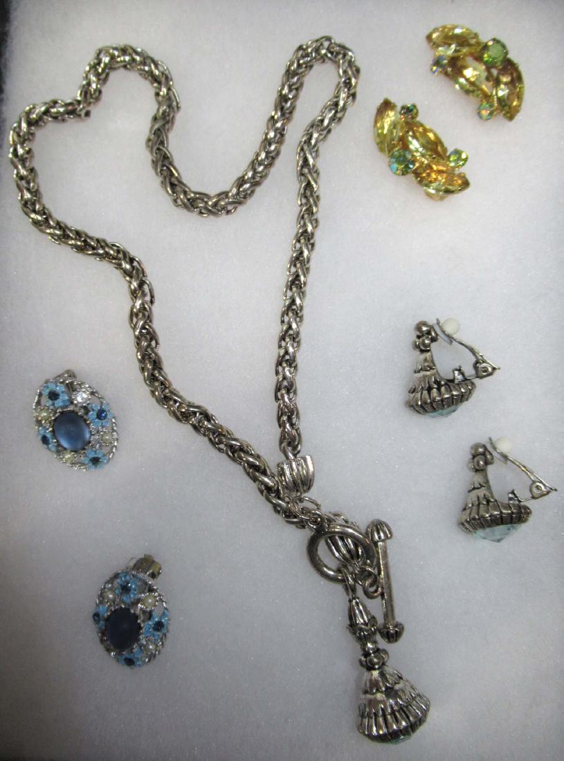 Quality Heavy Silvertone Neck/Ice Blue Stone Neck. Set (1 of 3)