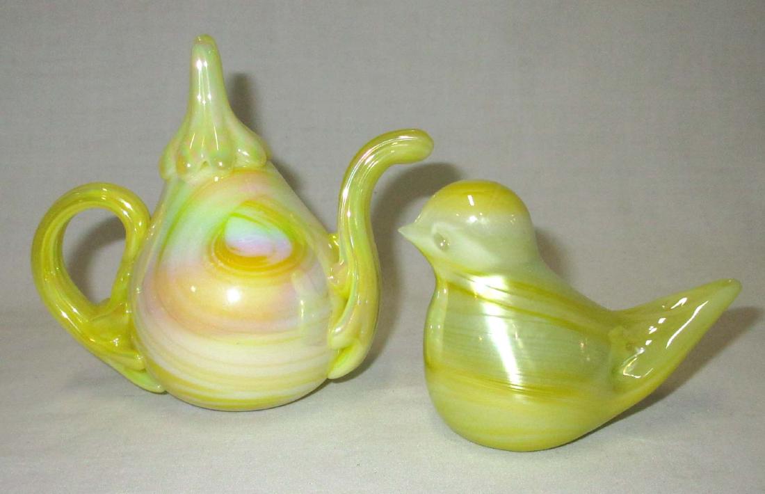 Bird & Teapot Paperweight (1 of 2)