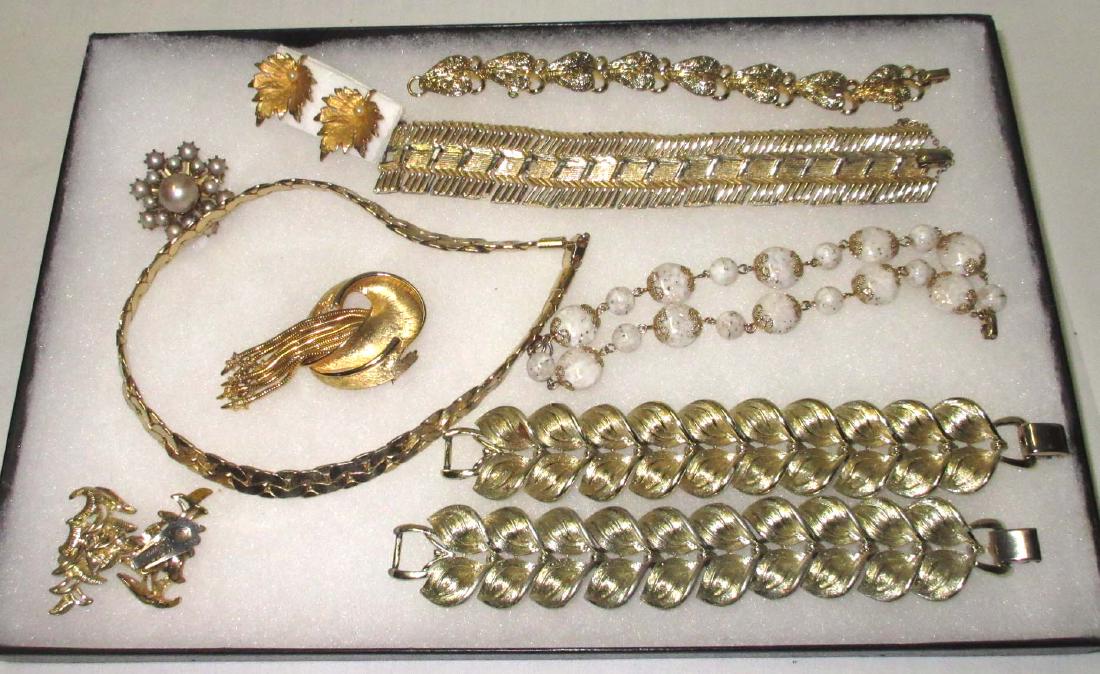 10pc. Goldtone "Coro" Jewelry Collection: Inc. 1 Necklace, 5 Bracelet's, 2 Pin's and 2 Earrings
