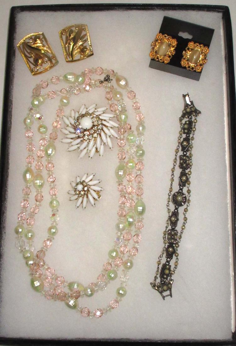 "Judy Lee" 5pc Pretty Jewelry Coll.: Inc.60" Pink/Clear Faceted Glass Bead Neck., 2 pr. Earrings, Slide Brac. And Great Milk Glass Marquise Layered Brooch w/ 1 Earring Only.