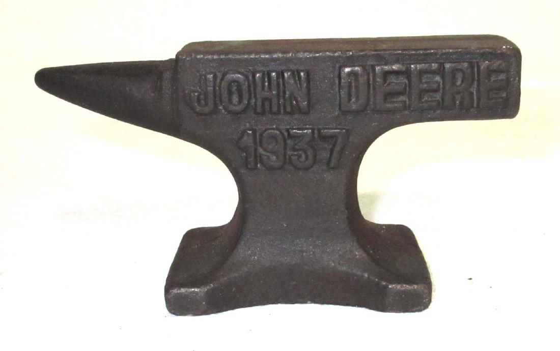 Modern Cast Iron John Deere Anvil Paperweight: 2 1/2"T x 5"