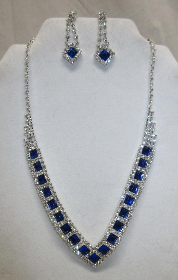 Costume Necklace & Earrings: 12" choker, 1 3/4" earrings