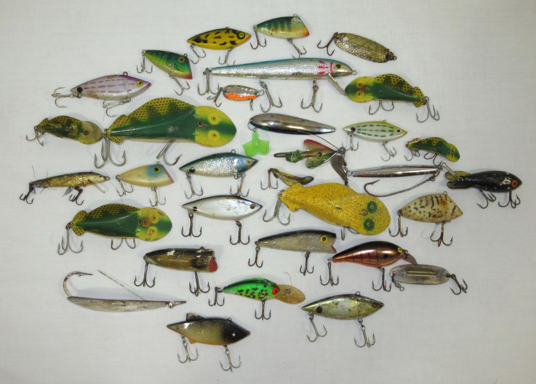 Lg. Lot of Fishing Lures: 1 1/1"L - 5 1/8"L