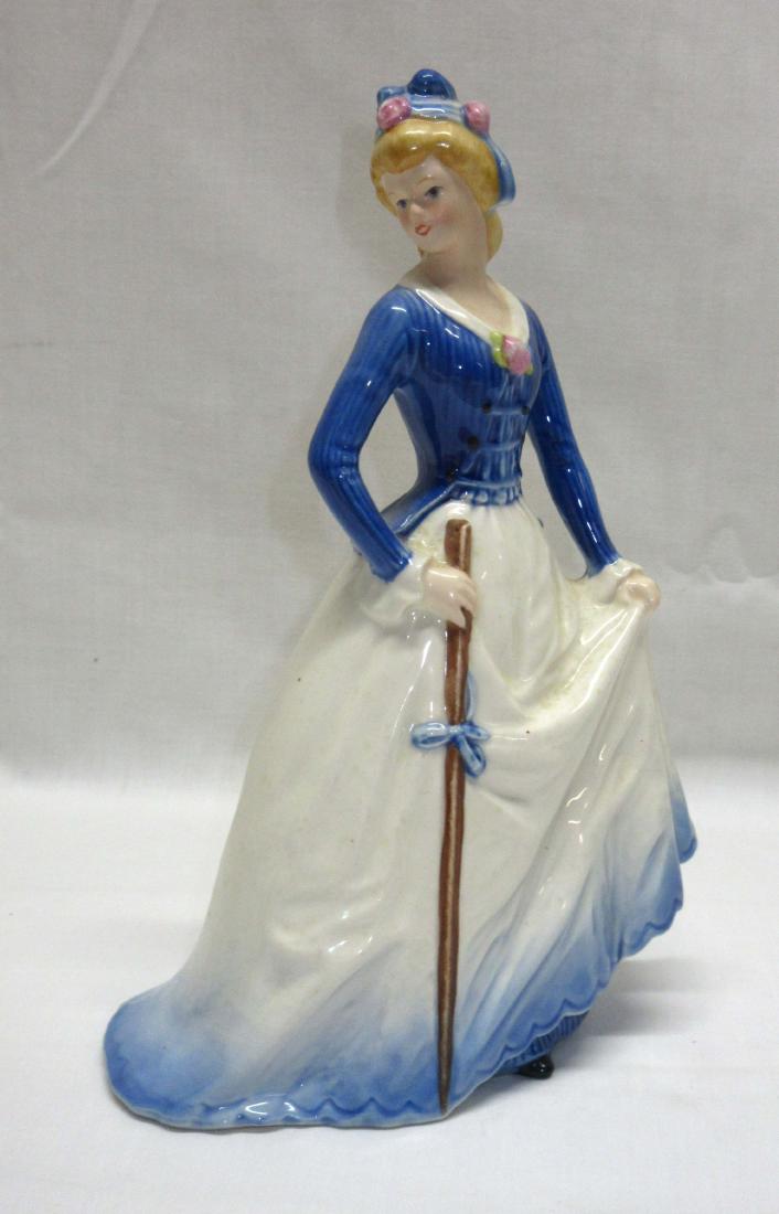 Goebel Figurine The Shepherdess Costume 1787: 8 1/2"T x 6"W