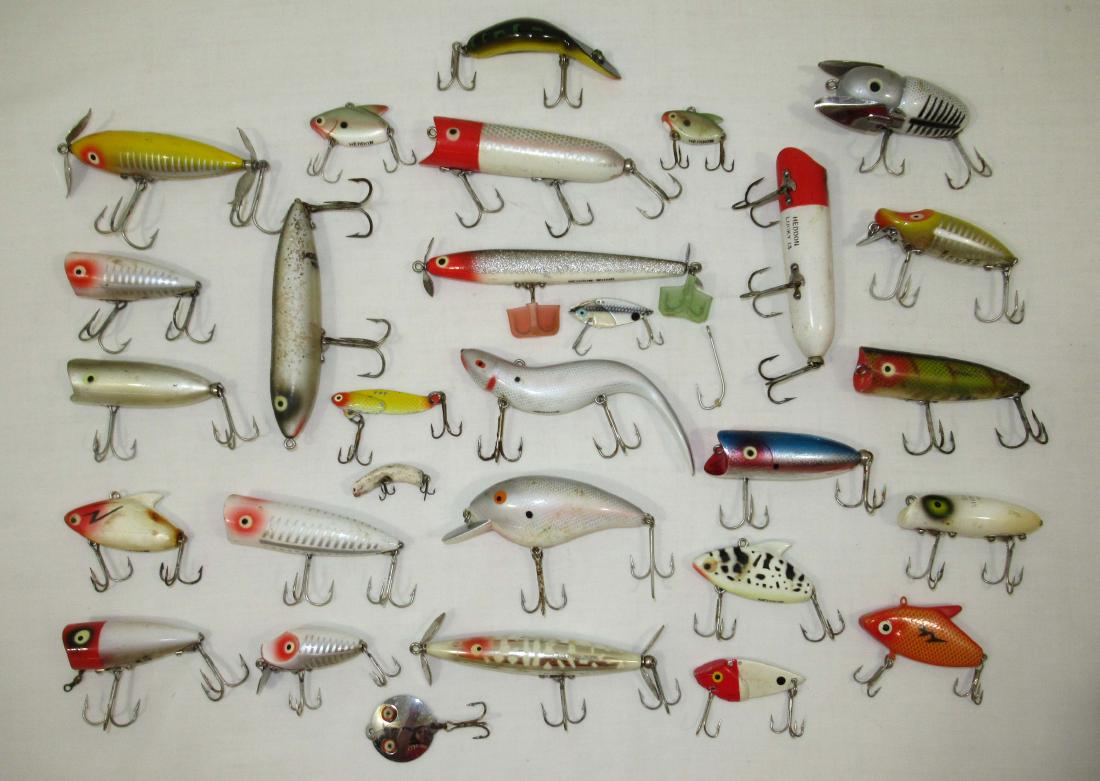 Lot 25 Heddon Fishing Lures: 1 1/4"L - 5"L
