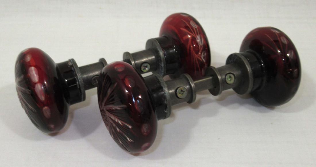 Pr Ruby Cut to Clear Door Knobs: 2 1/8"W, adjustable