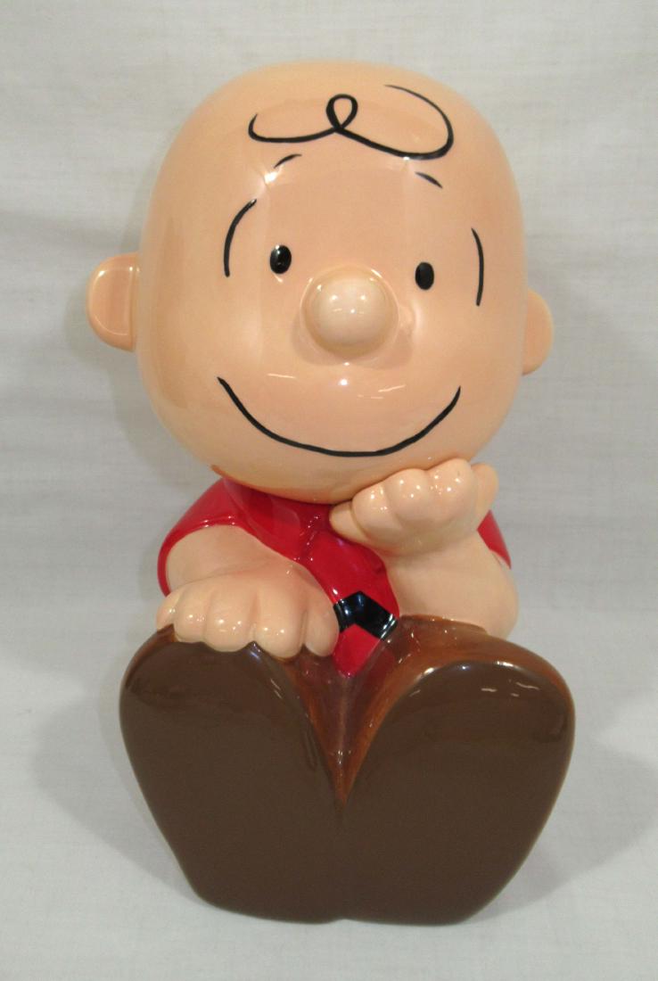 Charlie Brown Cookie Jar: 10 1/2"T x 6 1/2"W