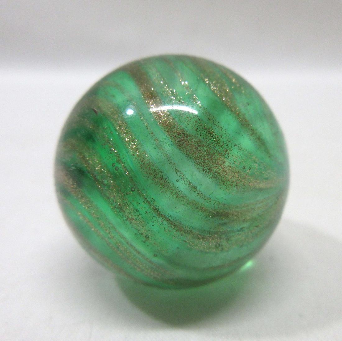 Modern 1 1/4" Lutz Marble: 1 1/4"