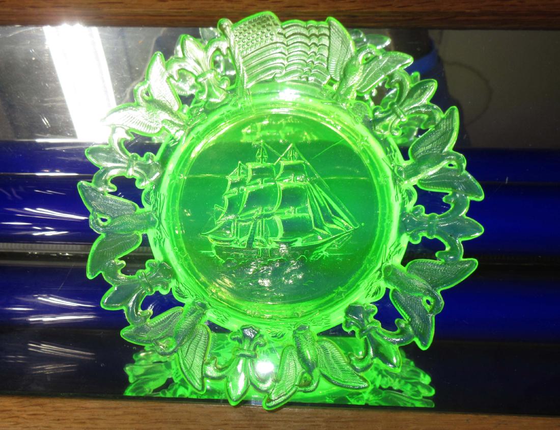 Vaseline Ship Plate: 7 1/4"