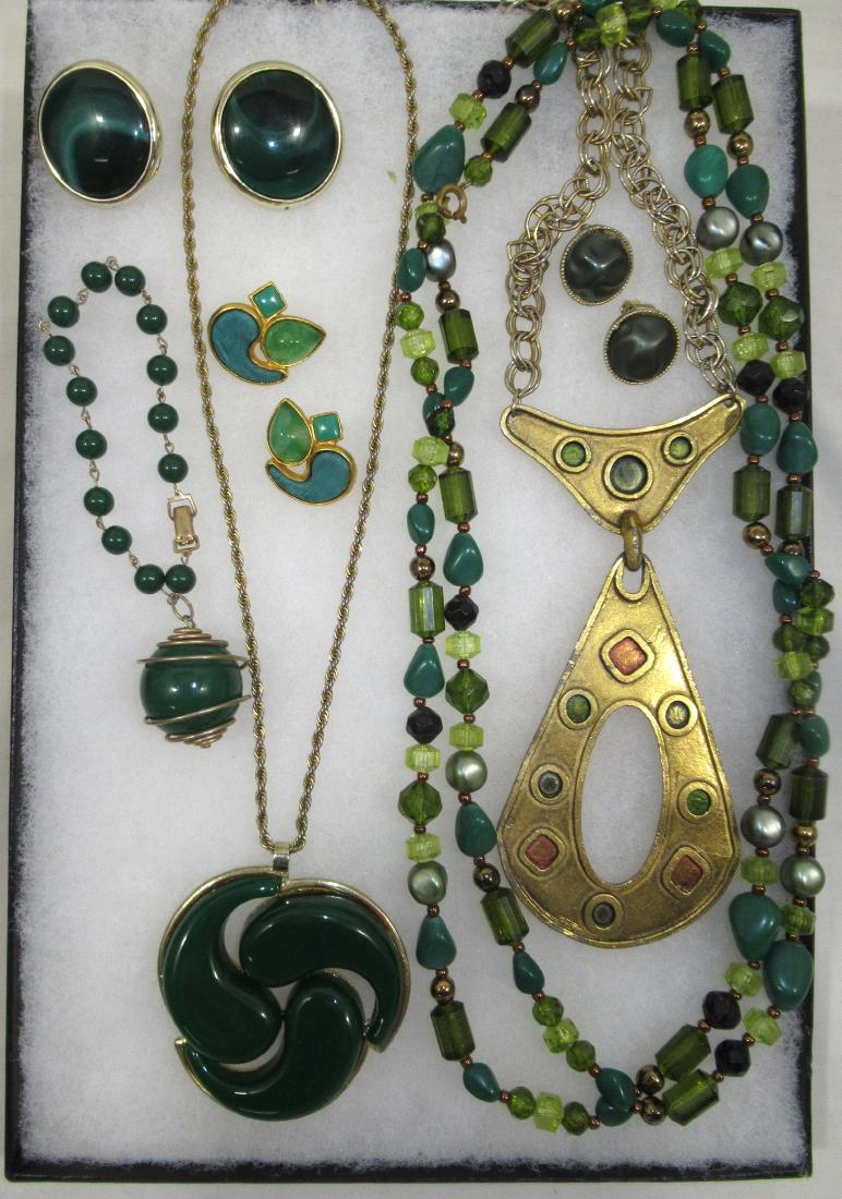 MOD Forest Green Lucite Jewelry: Inc. Great 3" Yin-Yang Lucite Pendant Necklace- Dangle, Wrapped Lucite Ball Charm Bracelet- Faux Malachite Earrings- 6" Faux Staned Gls Pendant Necklace- & More