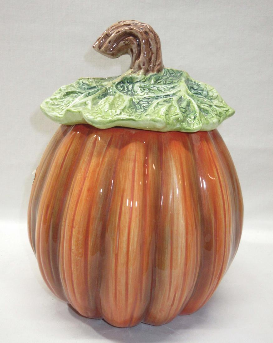 Pumpkin Cookie Jar: 9 1/2"T x 7 1/2"W