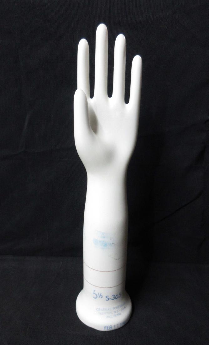 Vintage Porcelain Glove Mold: Size 6 1/2 (15 1/2"T x 3 1/2" W)