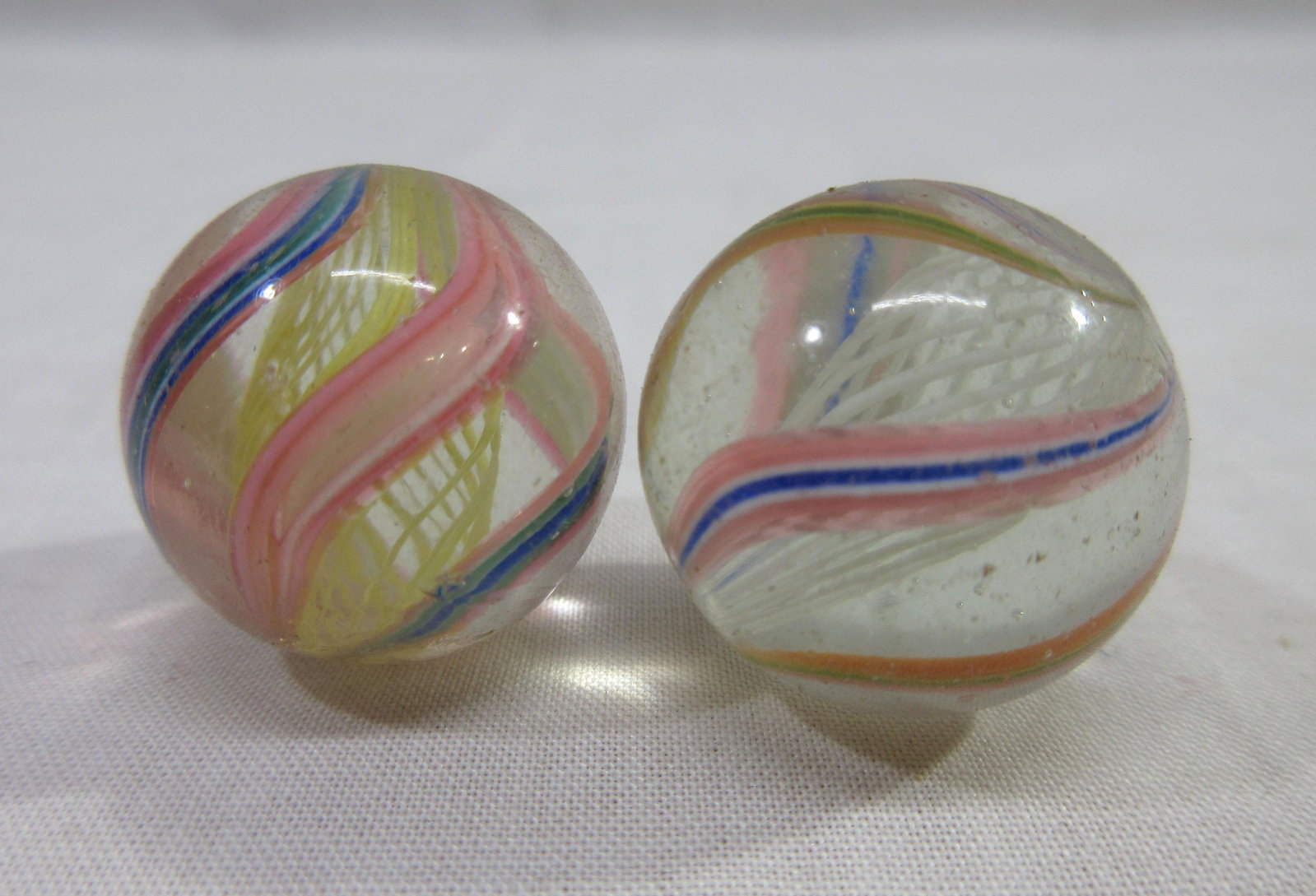 (2) 3/4" German Swirl Marbles: 3/4"