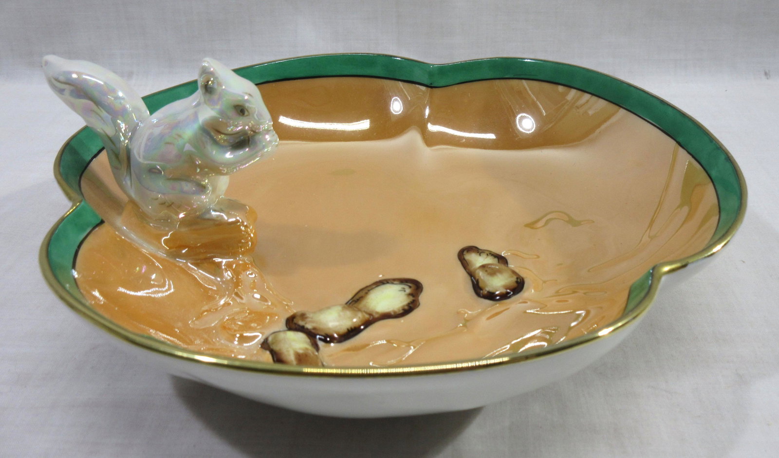 Noritake Nut Dish w/ Squirrel: 3"T x 7 1/2"