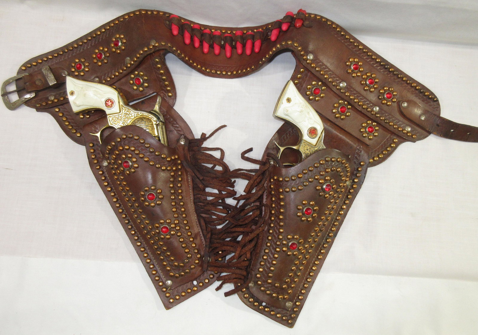 Pr Hubley Texan Cap Pistols w/ Holsters: 9"L pistols