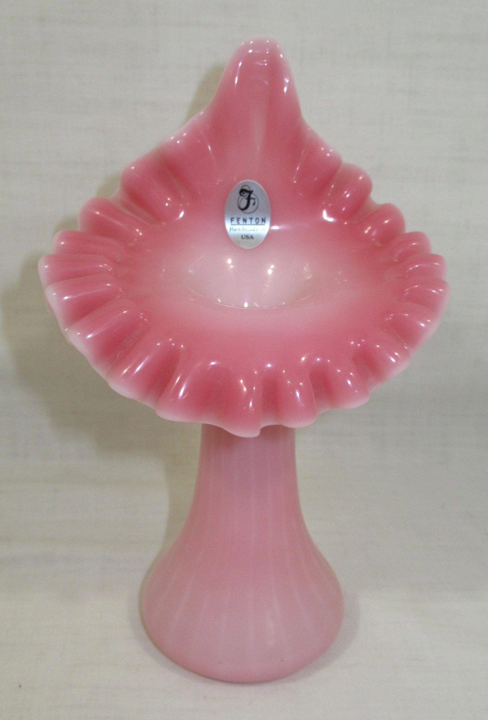 Fenton Rosalene Jack in Pulpit Vase: 6 3/4"T x 4"