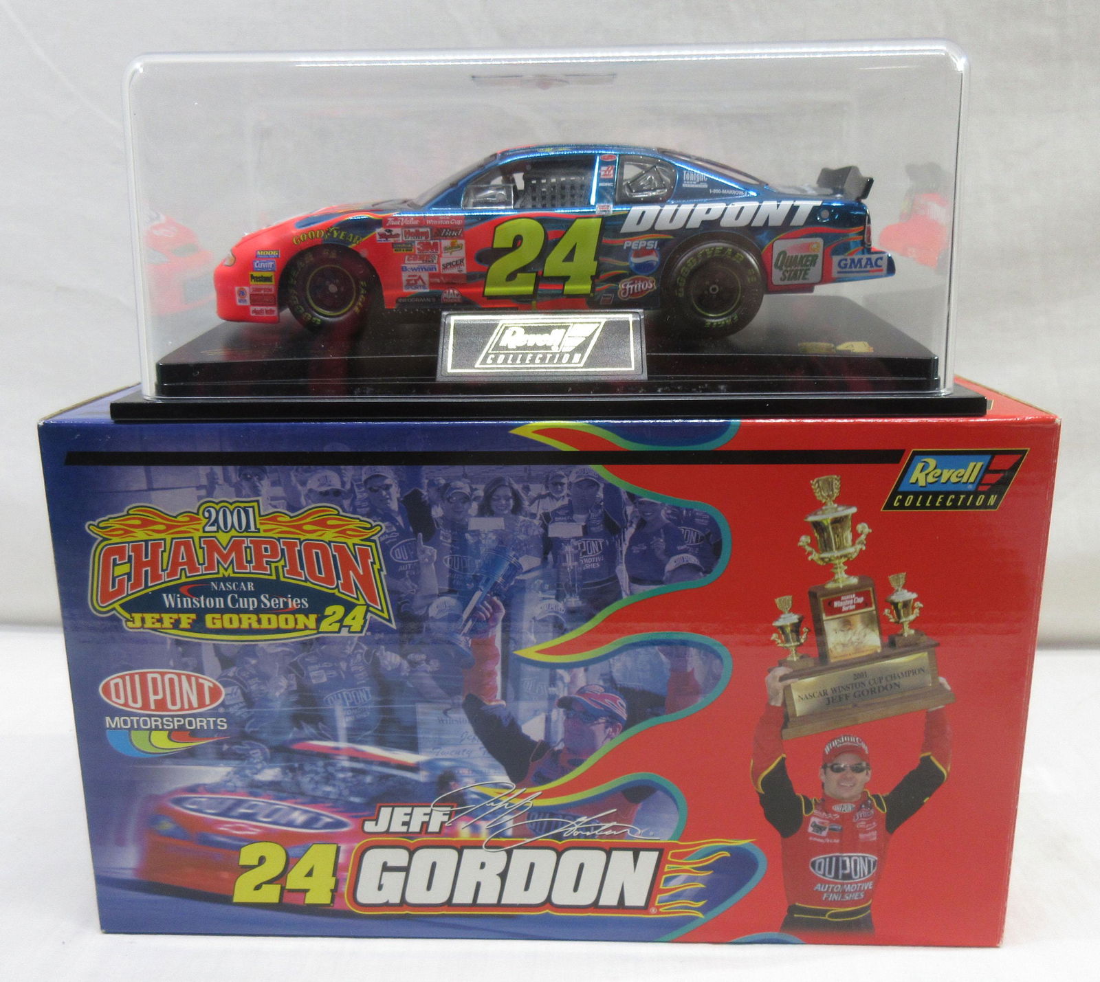 NASCAR 1:24 Jeff Gordon Car: Champion Winston Cup Series