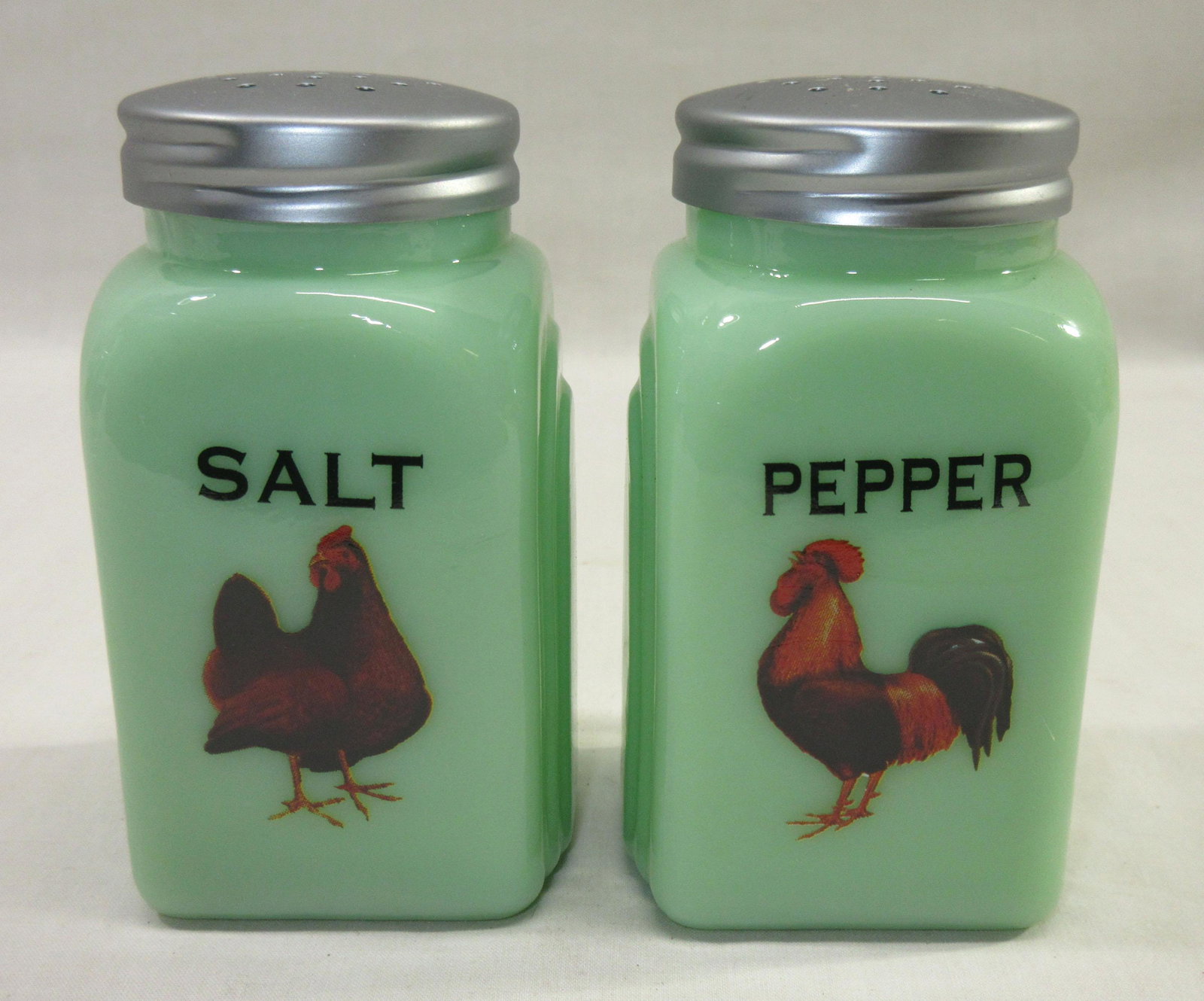 Modern Jadeite Salt & Pepper: 3 5/8"T x 2 1/8"W