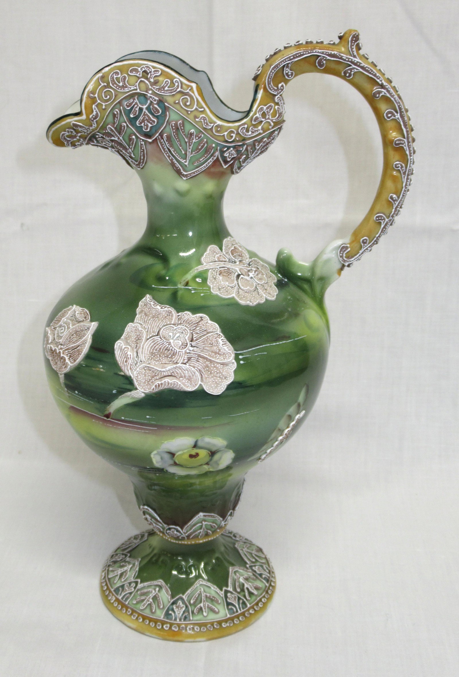 Nippon Moriage Ewer: 10 1/8"T x 5 3/4" x 4 3/4"
