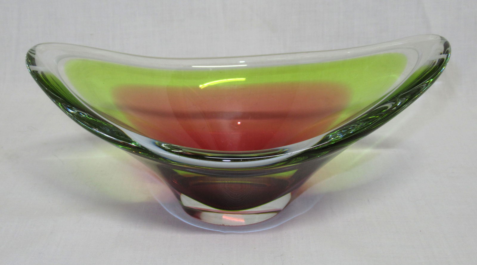 Sgnd Flygsfors Art Glass Bowl: 4"T x 9" x 5 1/2"