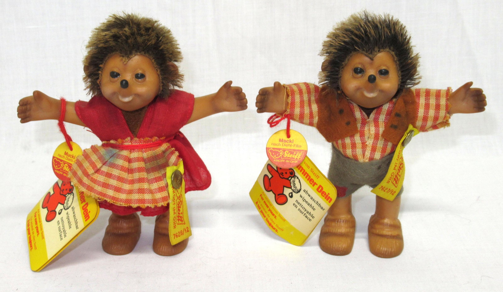 Pr Steiff Figures: 4 3/4"T
