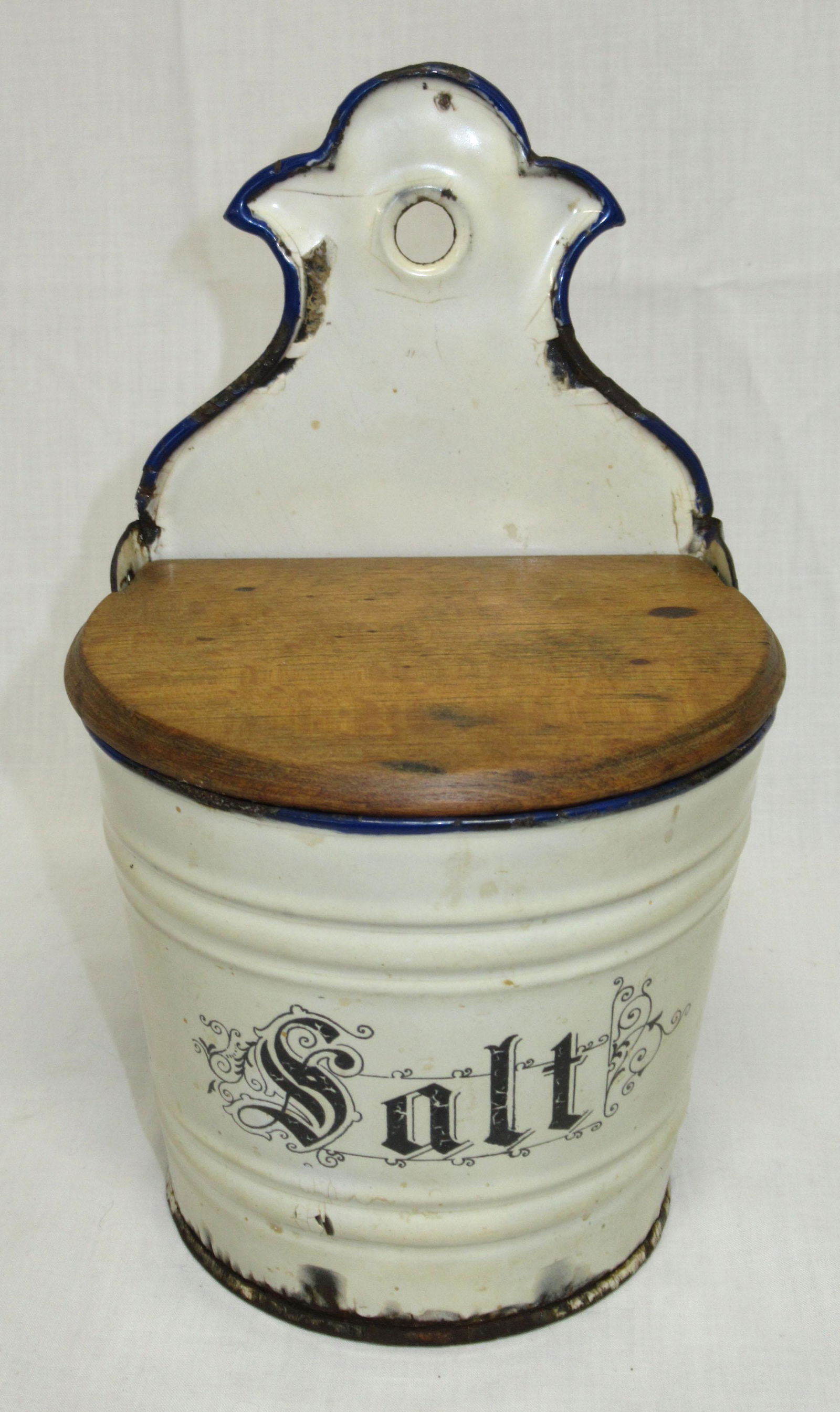 Granite Hanging Salt Box: 8 1/2"T x 5 1/8"W