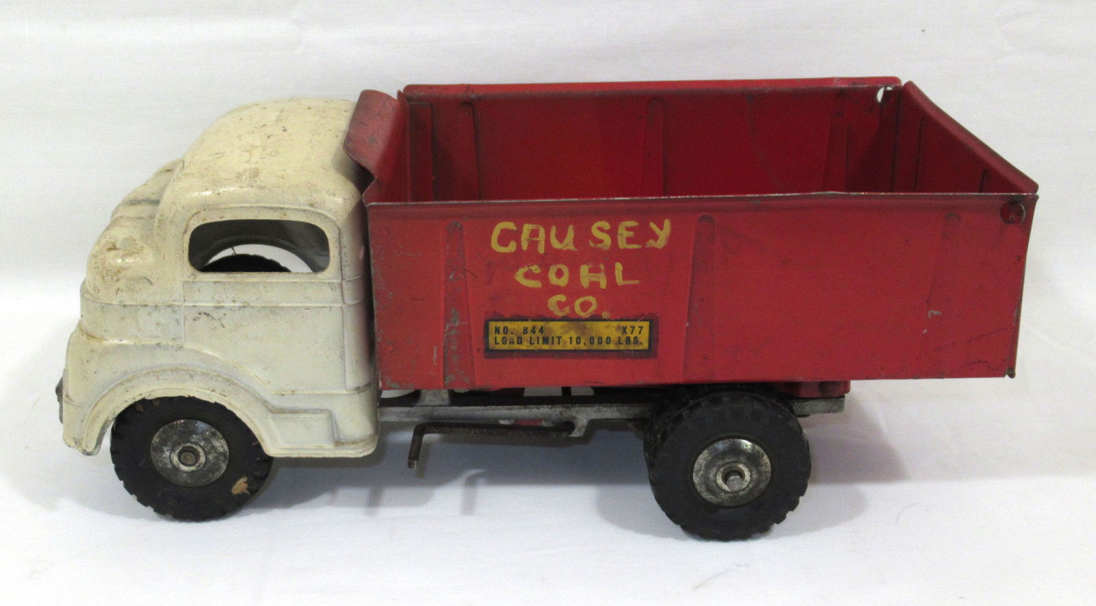 Structo Toy Dump Truck: 5"T x 12 1/4" x 5 3/4"W