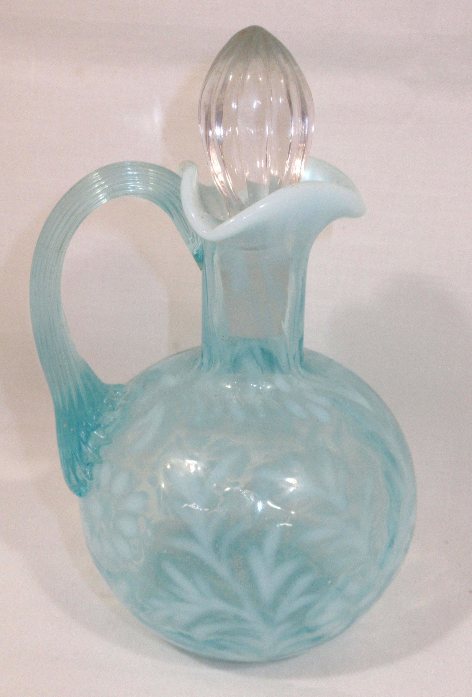 Fenton Blue Opalescent Daisy & Fern Cruet: 6 1/4"T