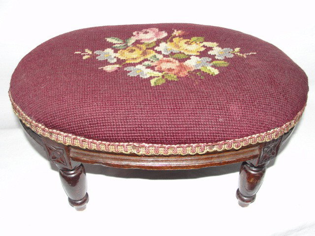 Needlepoint Footstool With Turned Legs: H. 6 1/2'' w. 13 1/2'' D. 9 1/2''
