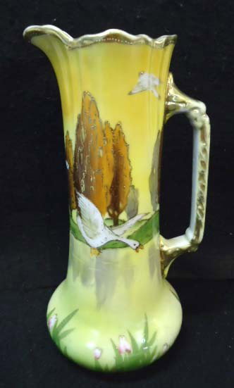 HP Nippon Pitcher w/ Geese: 10 3/8"
