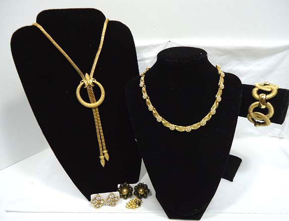 Brushed Goldtone Crown Trifari Lot: 17 1/2 Mesh necklace, 15" pearl & brushed gold choker, 7 1/4 brushed bracelet 1" grape pin, pr rhinestone & brushed gold earrings and a pr of olive green & gold bead earrings