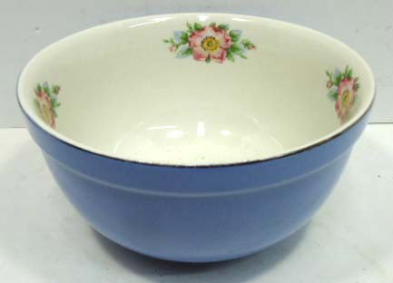 Hall's Kitchenware Open Wild Rose mixing Bowl: 8 3/4"
