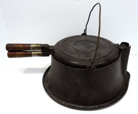 CI Wagner #8 Waffle Iron: 16"