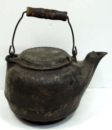 CI J. G. Baxter #7 Tea Kettle: Louisville, KY