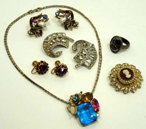 6 Pc. Vtg. Antiq. Coro Jewelry: 1 1/2" Duet Fur Pins,2 Prs. Rhinestone Earrings, Sterling & Hematite Rings Multi Colored