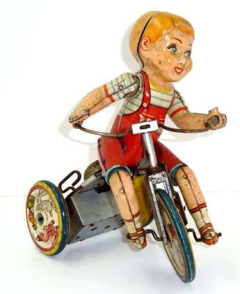 Key Wind Kiddie Cyclist: 8" x 8 1/4"