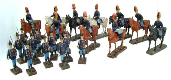 33pc Compo Soldiers & Cavalry: 4 1/4" -5"