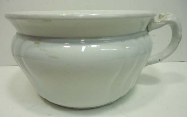 Ironstone Chamber pot: 10 1/2"W
