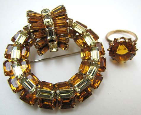 Vtg KRAMER Amber Glass Brooch & 10kGF Rng: 21/4" x 2" Gorgeous Faceted Honey Amber & Pale Gold Baguette & Emerald Cut Stone Brooch. Sgnd KRAMER of New York. Size 5, 10k GF Ring w/ 15mm Multi-Faceted Honey Amber Glass Stone. Beautiful w/ Brooch