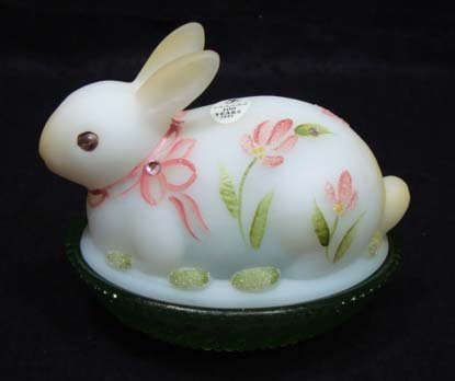Fenton Bunny On Nest: 4" - "Spring Finery" Artist Sgnd.