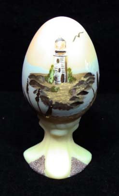 Fenton HP. Burmese Egg: 4"