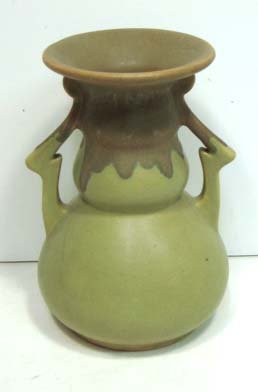 Roseville Pottery Vase "Carnelian": 7"