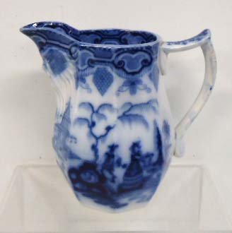 Flow Blue Pitcher: 5 1/2"T